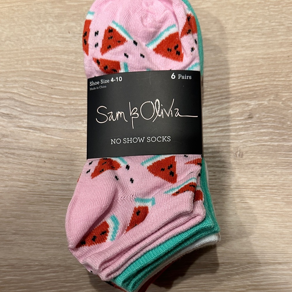 Sam and Olivia women’s six pair assorted socks New